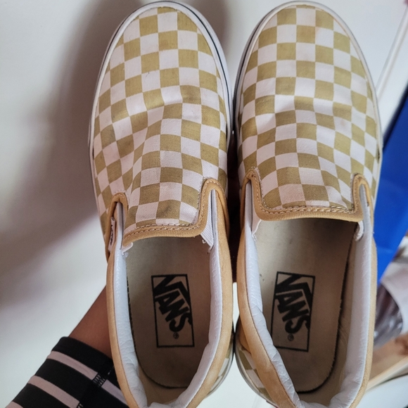 Vans sz 7 - Picture 4 of 8